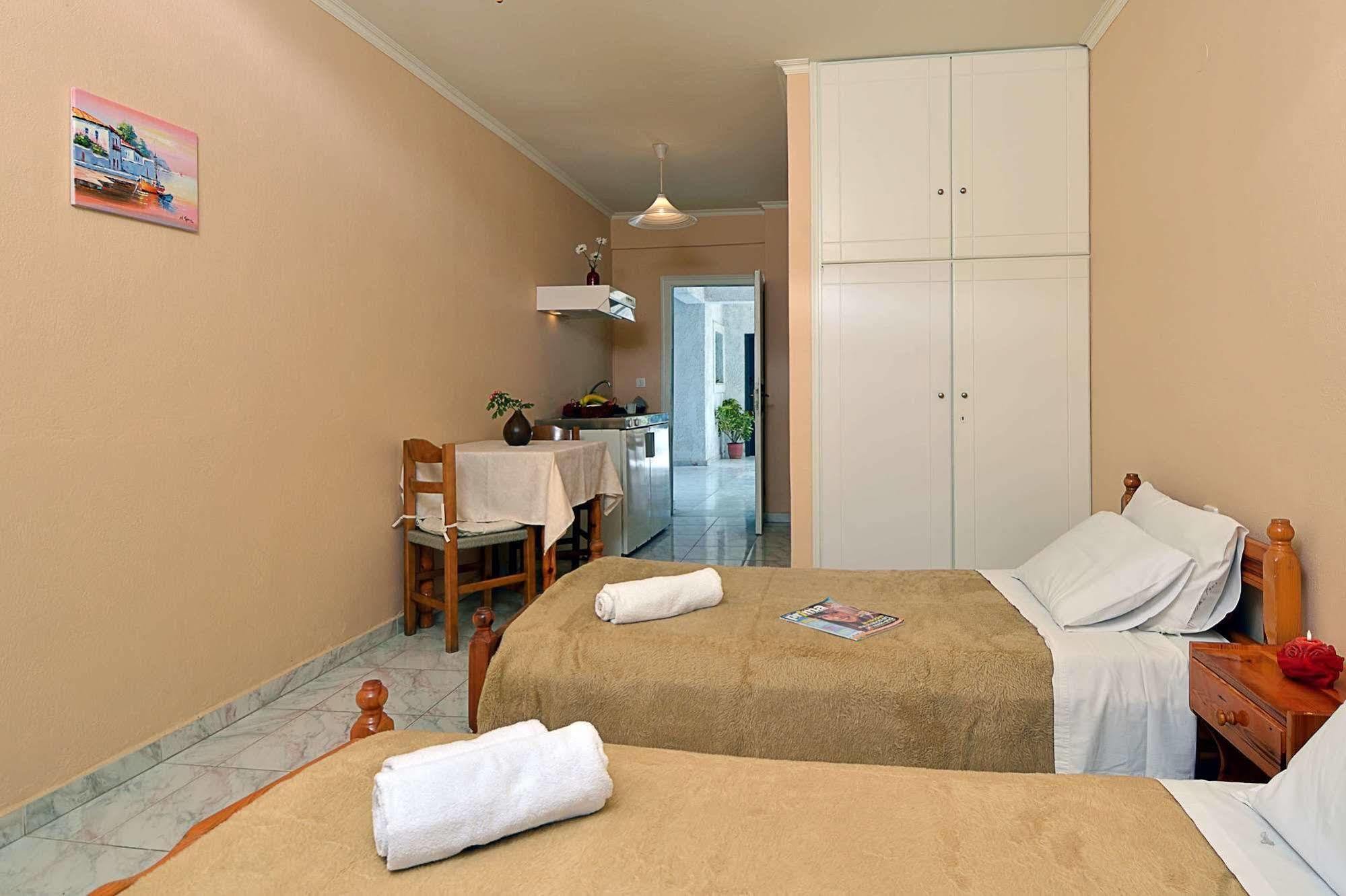 Damaskis Kassiopi Studios المظهر الخارجي الصورة